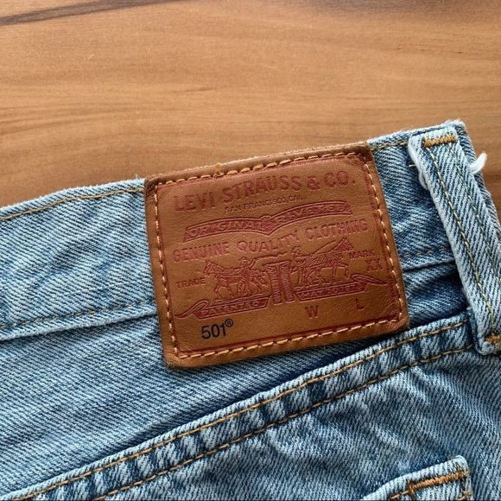 Levi’s - Picture 7 of 8